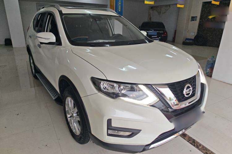 Used Nissan X-Trail 2019 2.0L CVT Smart Connect Comfort Edition 2WD Front Right 45 Deg