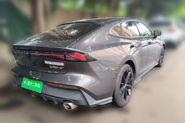 Used CHANGAN UNI-V 2022 1.5T Prestige Version Rear Right 45 Deg