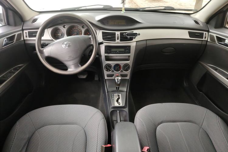 Used Dongfeng Aeolus H30 2010 1.6L Automatic ZunYa Trim
