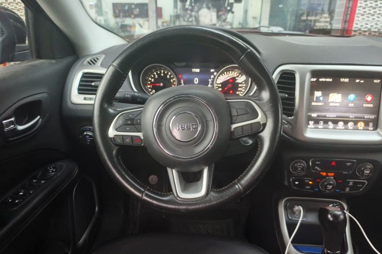 Used Jeep Compass 2017 200T Automatic Family Edition