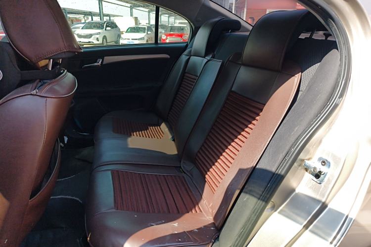 Used Roewe 350 2015 1.5L Automatic Luxury Sunroof Edition