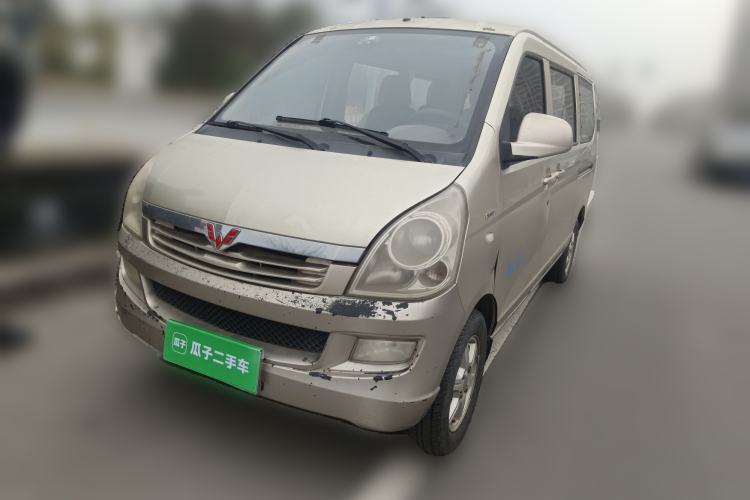 Used Wuling Rongguang 2014 1.5L S Standard Version