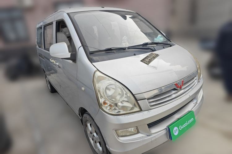 Used Wuling Rongguang 2014 1.2L S Standard Model
