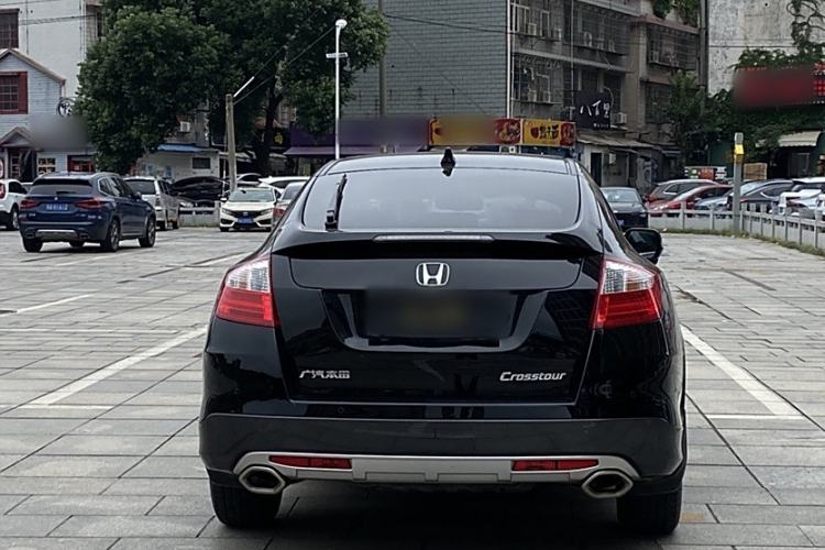 Used Honda Crosstour 2016 2.4L Luxury Edition