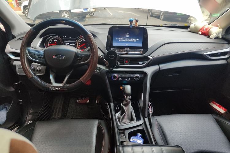 Used Chevrolet Orlando 2018 Redline 530T Automatic Enjoyment Edition (5+2 Model) – China V Standard Center Console