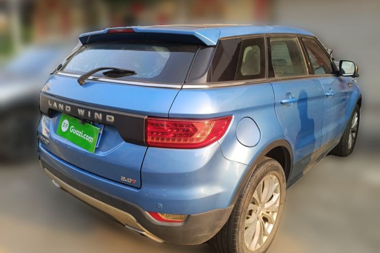 Used Land X7 2015 2.0T Panoramic Prestige Edition Rear Right 45 Deg