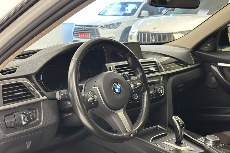 Used BMW 3 Series 2019 320Li M Sport Night Edition Interior 11