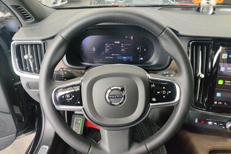 Used Volvo S90 2024 B5 Luxury Smart Edition Steering Wheel
