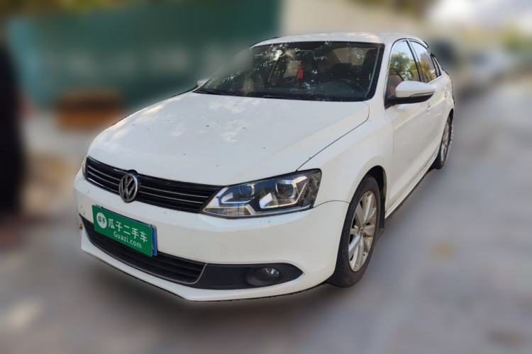 Used Volkswagen Sagitar 2014 1.6L Manual Fashion Edition