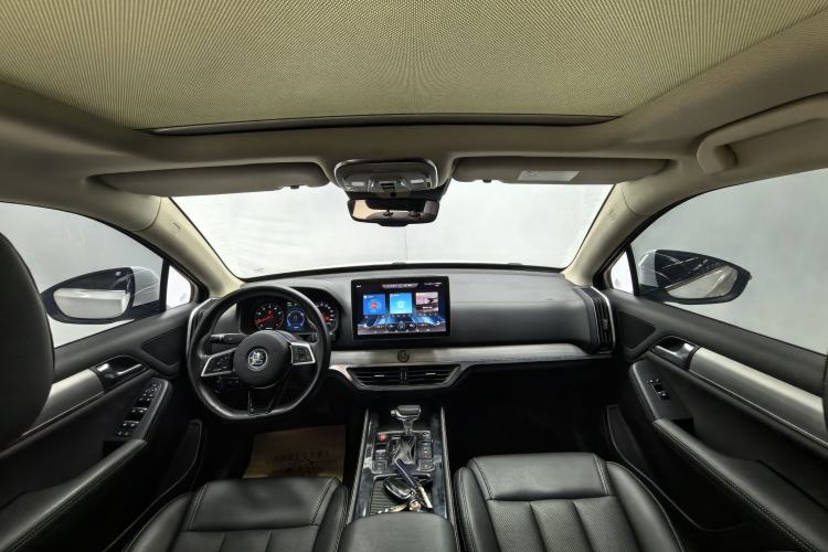 Used BYD Tang 2018 2.0T Automatic Smart Connect Prestige 7-Seater China V Standard Interior 3