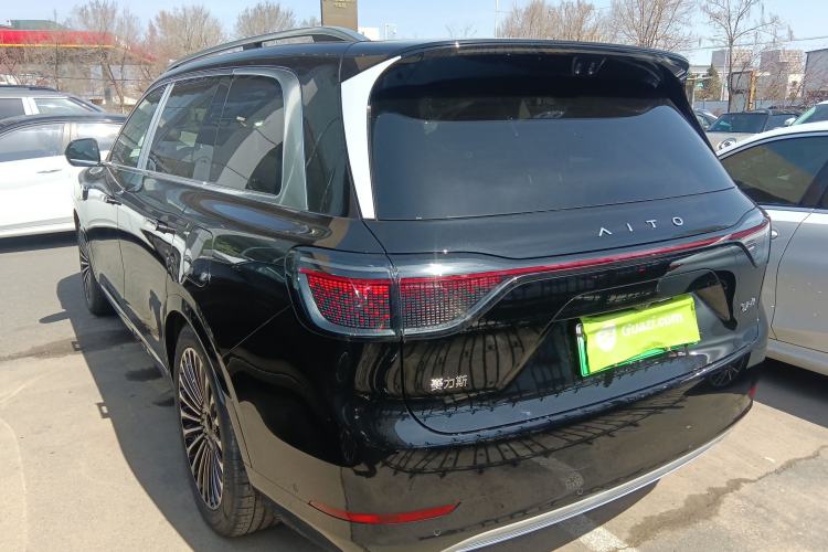 Used Hima AITO M9 2025 Extended-Range Ultra Version 52 kWh 6-Seater
