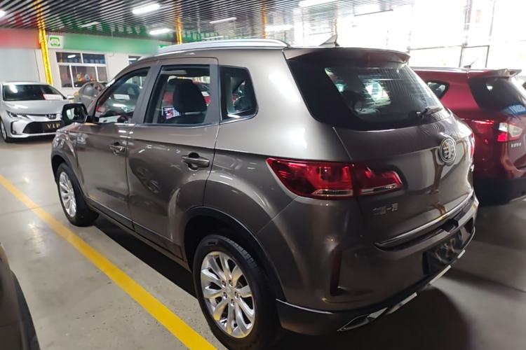 Used Bestune X40 2018 Internet Celebrity Edition 1.6L Manual Comfort Version
