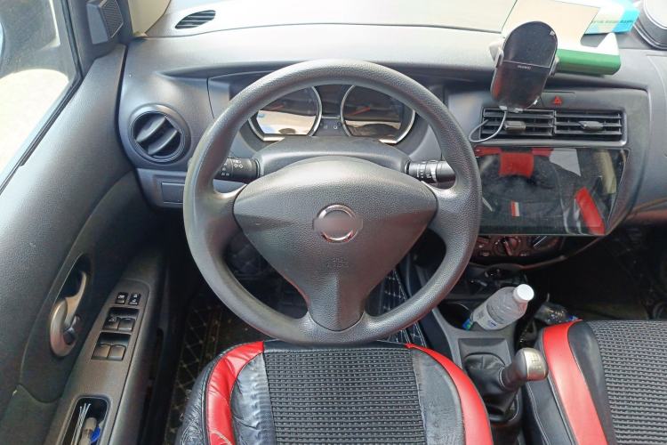 Used Nissan Livina 2013 1.6XE Manual Comfort Edition Steering Wheel
