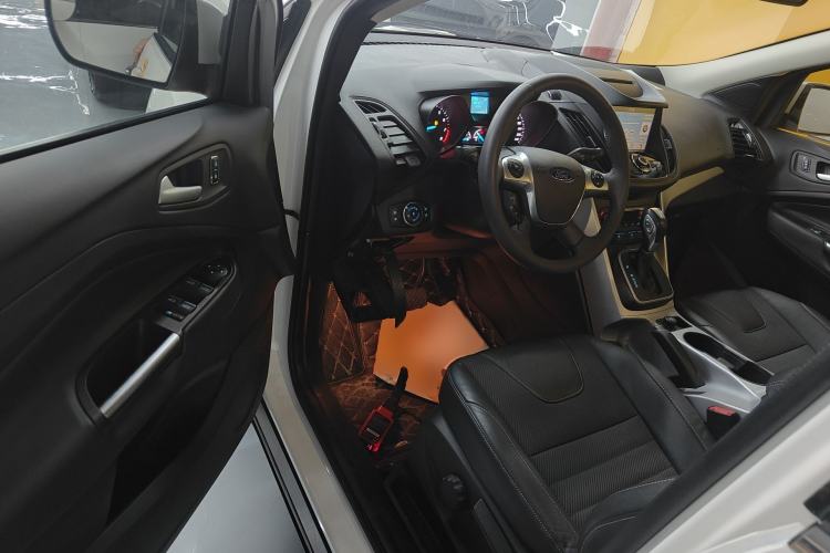 Used Ford Kuga 2015 1.5L GTDi Two-Wheel Drive Fashion Edition
