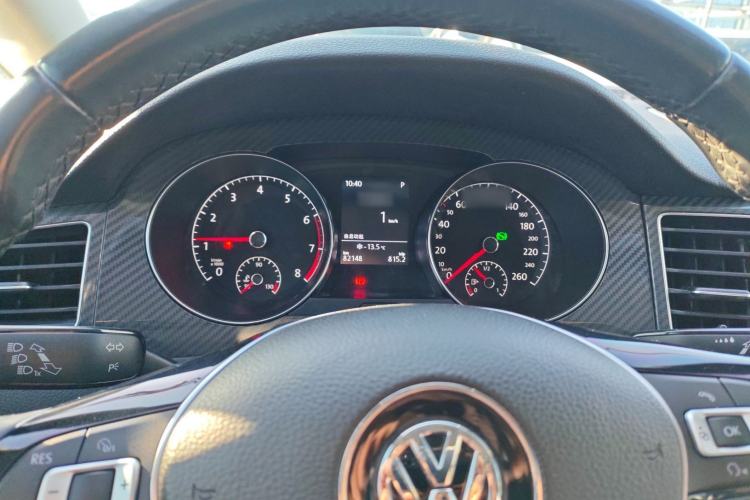 Used Volkswagen Golf Sportsvan 2016 280TSI Automatic Luxury Model Instrument Cluster
