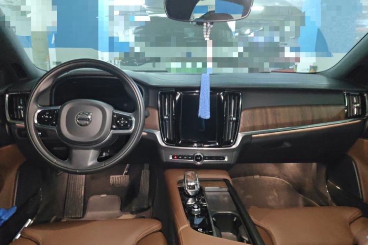 Used Volvo S90 2022 B5 Zhiyuan Luxury Edition Center Console