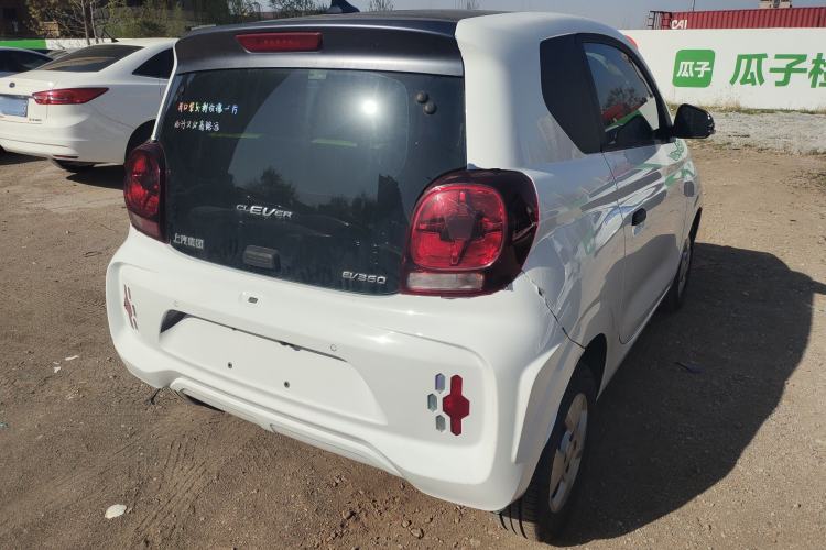 Used Roewe Clever 2021 302 km New Four-Seater Super-Efficient Version