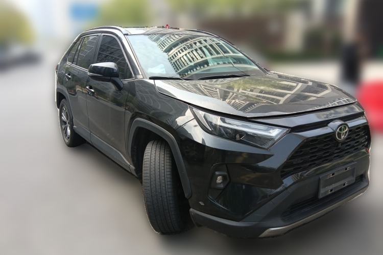 Used Toyota RAV4 2023 2.0L CVT Two-Wheel Drive Fashion Plus Edition Front Right 45 Deg