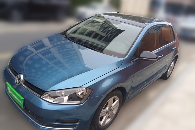 Used Volkswagen Golf 2017 1.6L Automatic Comfort Million-Vehicle Anniversary Edition