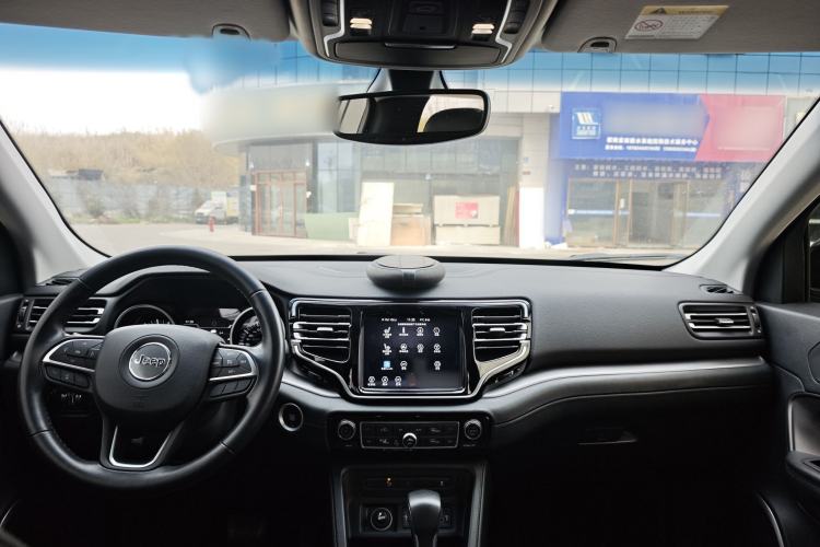 Used Jeep Commander 2018 2.0T Two-Wheel Drive Enjoy Edition China V