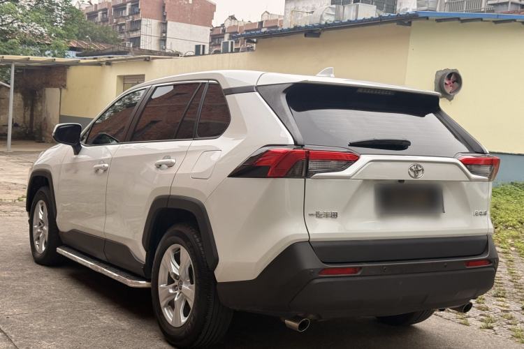 Used Toyota RAV4 2023 2.0L CVT Two-Wheel Drive Urban Edition Exterior 3