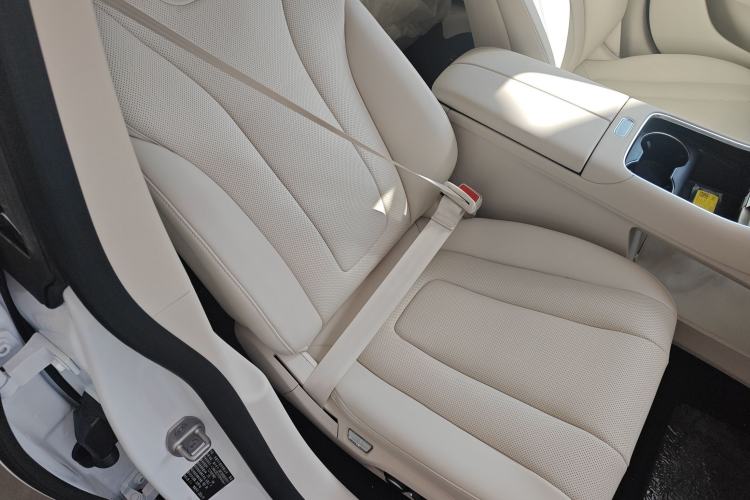 Used Hima Luxeed S7 2026 Model Max+
