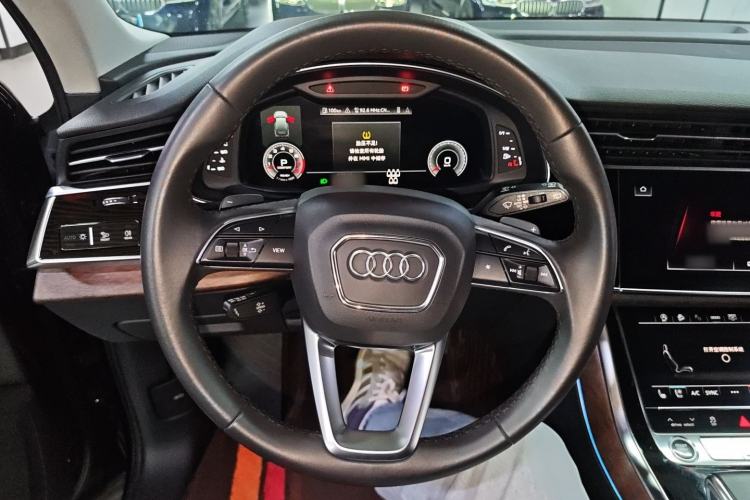 Used Audi Q7 2020 55 TFSI quattro Black Warrior Exclusive Edition
