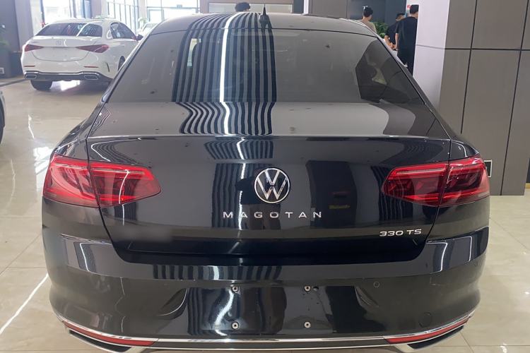 Used Volkswagen Magotan 2021 330TSI DSG 30th Anniversary Edition
