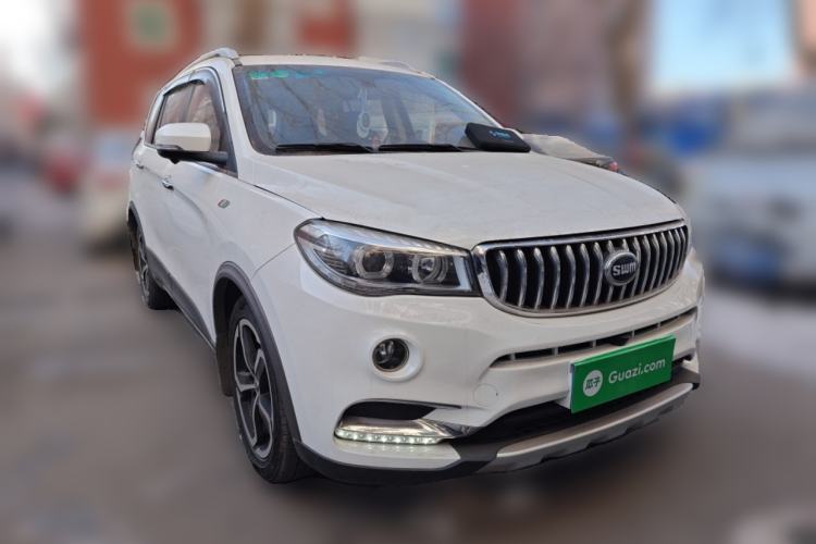 Used SWM X7 2017 1.5T Automatic Smart Enjoyment Version 7 Seats Front Right 45 Deg