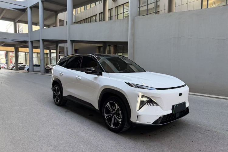 Used Geely Galaxy L7 2024 1.5T 115 km PLUS Dragon Edition Exterior 3