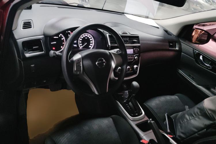 Used Nissan Tiida 2016 1.6L CVT Cool Dynamic Edition
