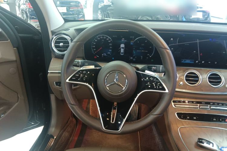 Used Mercedes-Benz E-Class 2023 Updated E 300 L Fashion Edition
