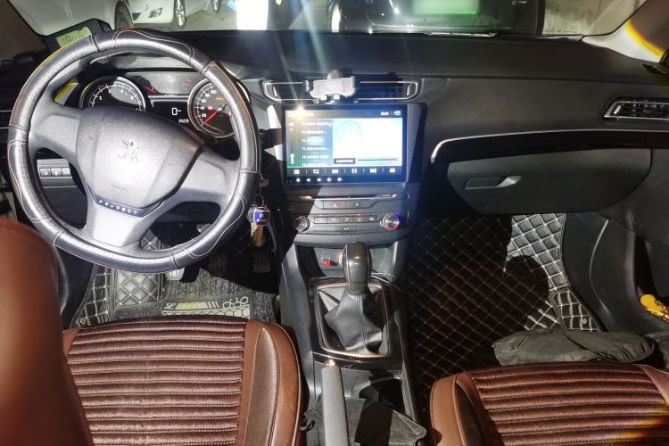 Used Peugeot 408 2014 1.8L Manual Leading Edition
