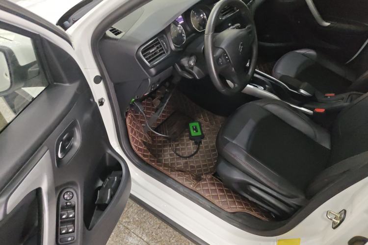 Used Citroen C3-XR 2015 1.6L Automatic Pioneer Model Driver Seat