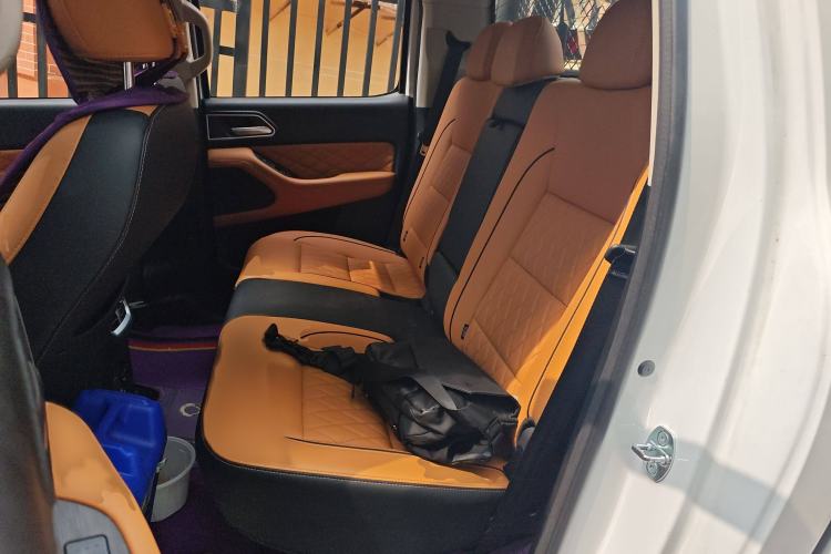 Used Great Wall Poer 2021 2.0T Global Version Automatic Diesel 4x4 Sporty Standard Cab GW4D20M