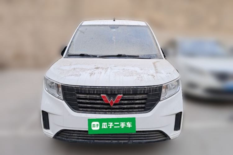 Used Wuling Hongguang PLUS 2019 1.5T Manual Standard Edition 5 Seats Front