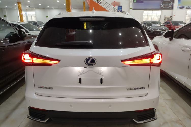 Used Lexus NX 2017 300h Front-Drive FENGSHANG Edition
