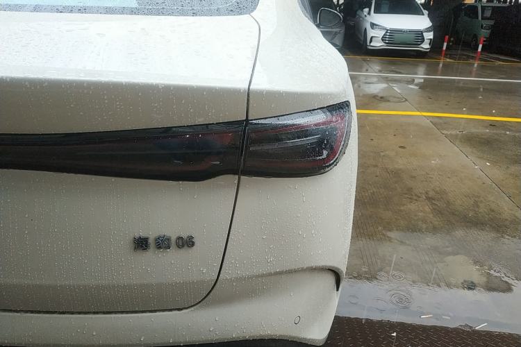 Used BYD Seal 06 New Energy 2024 DM-i 120KM Luxury Model Exterior 3