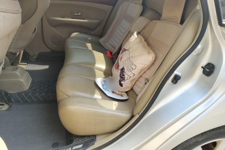 Used Nissan Sylphy 2009 1.6 XL Manual Luxury Sunroof Edition Left Rear Seat