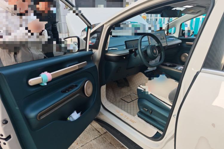 Used Baojun Cloud 2023 460 Max Lingxi Version
