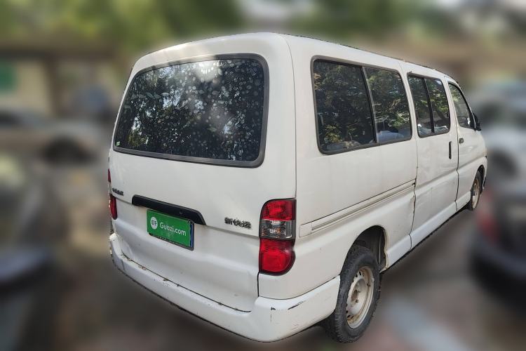 Used Jinbei Express 2017 2.0L Standard Version V19
