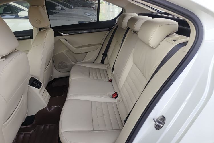 Used Skoda Octavia 2017 1.6L Automatic Smart Drive Edition Left Rear Seat