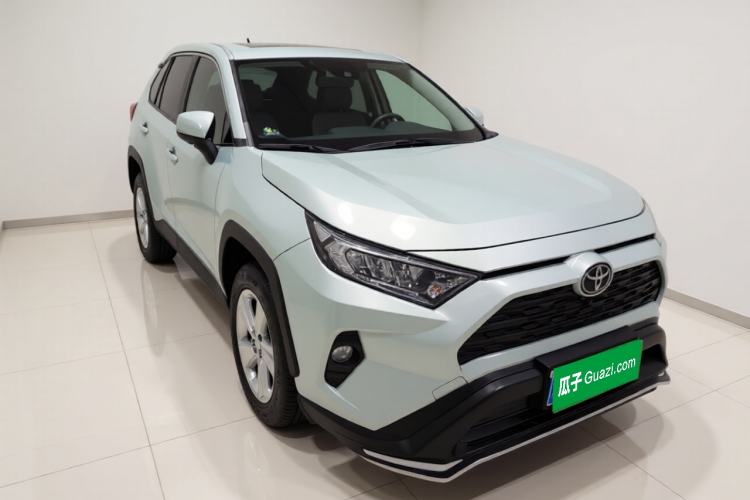 Used Toyota RAV4 2020 2.0L CVT Two-Wheel Drive Fashion Edition Exterior 2