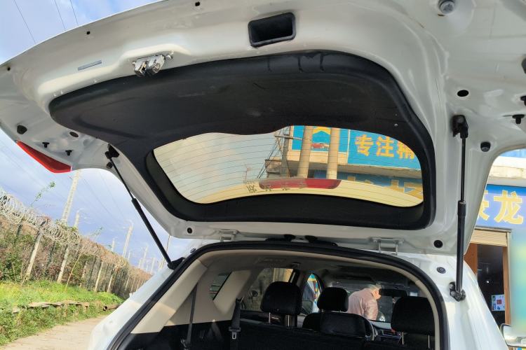 Used Dongfeng Fengon 580 2018 1.8L Manual Comfort Model Trunk