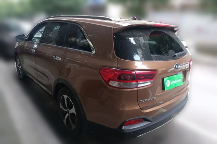 Used Kia Sorento 2015 Sorento L 2.2T Diesel 4WD Elite Edition 7 Seats China IV Standard
