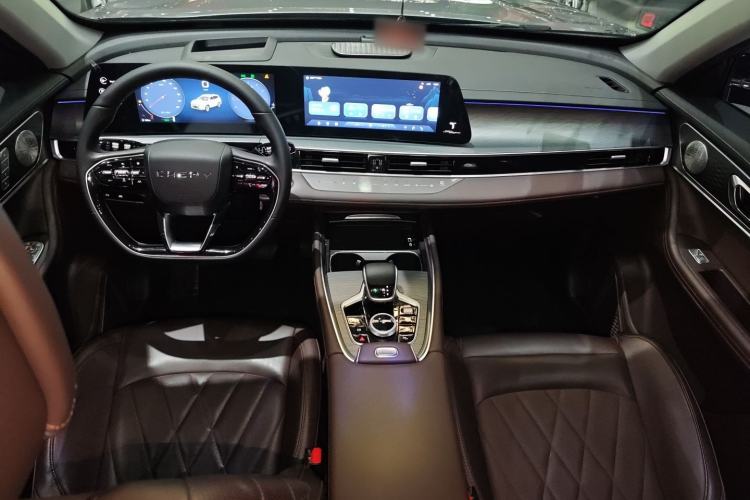 Used Chery Tiggo 8 PRO 2024 Champion Edition 390T Two-Wheel Drive Peak Version 5 Seats
