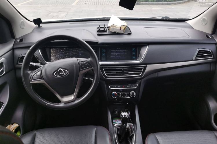 Used CHANGAN KAICHENG Oushang A600 2016 1.5L Manual Luxury 7-Seater
