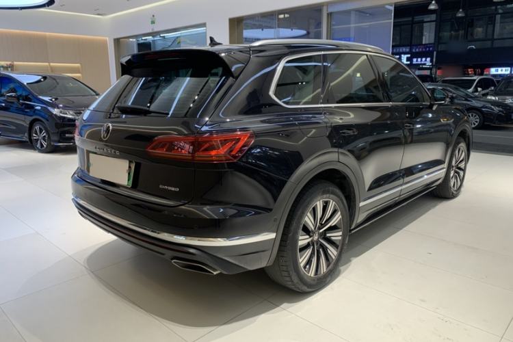 Used Volkswagen Touareg New Energy 2021 eHybrid
