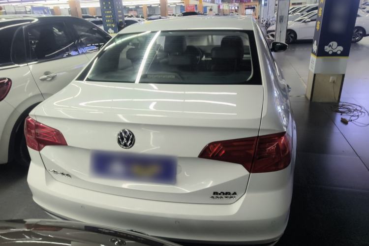 Used Volkswagen Bora 2016 230TSI DSG Comfort Model