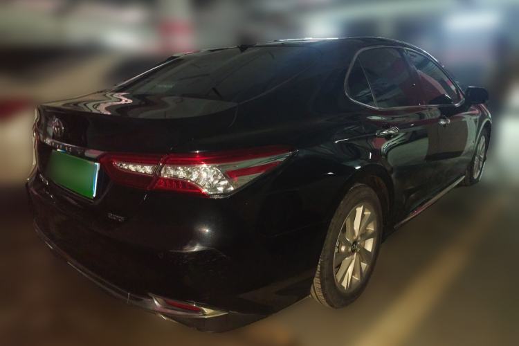 Used Toyota Camry 2023 2.0G Luxury Edition
